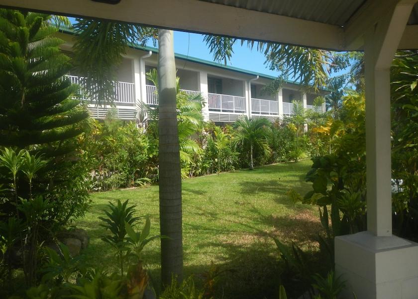  Apia Exterior Detail