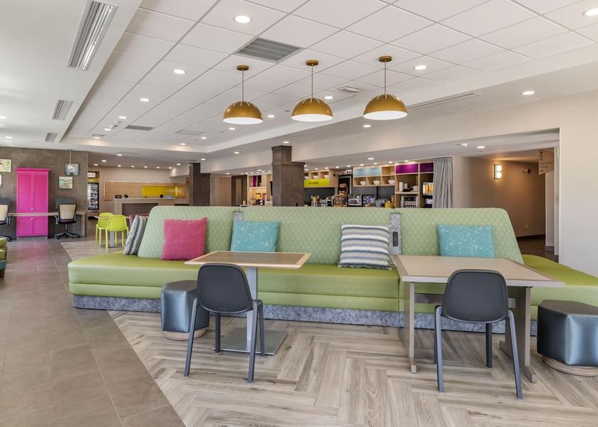 Maine Bangor Lobby