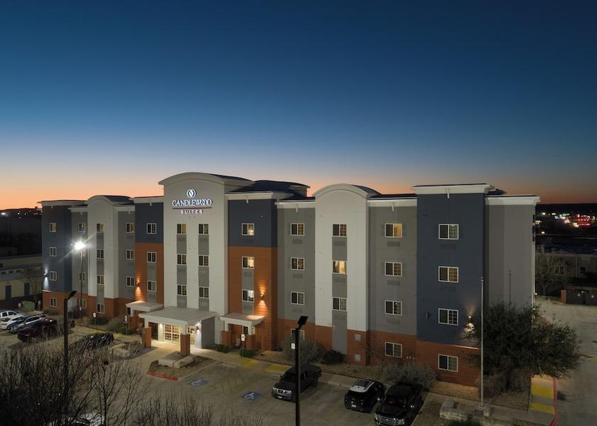 Texas San Marcos Exterior Detail
