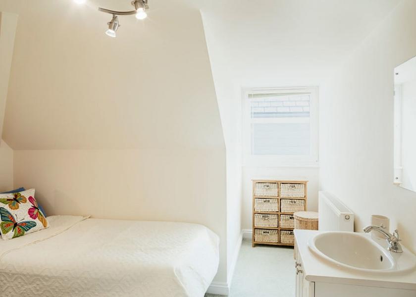 England Penzance Room