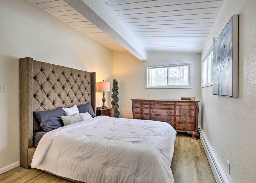 Wisconsin Rhinelander Interior Entrance