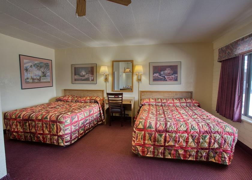 Arizona Show Low Room