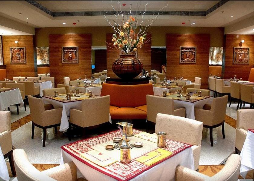 West Bengal Kolkata Food & Dining
