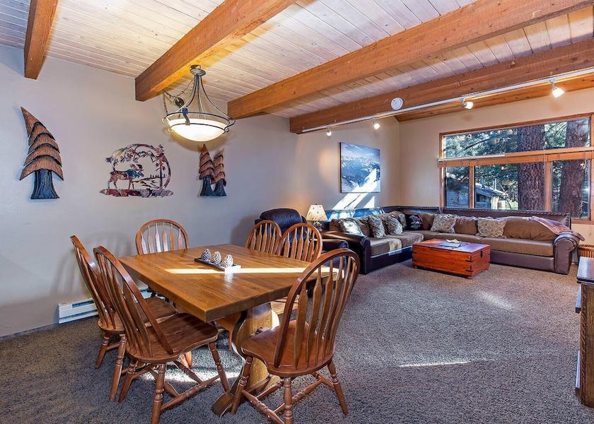 California Mammoth Lakes Living Area