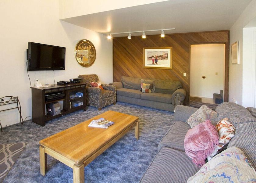 California Mammoth Lakes Interior Entrance