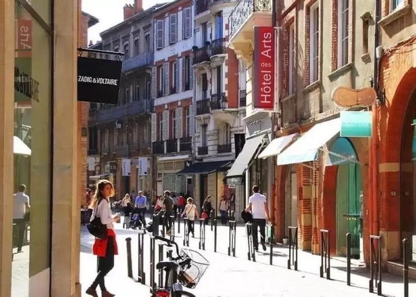 Occitanie Toulouse Exterior Detail