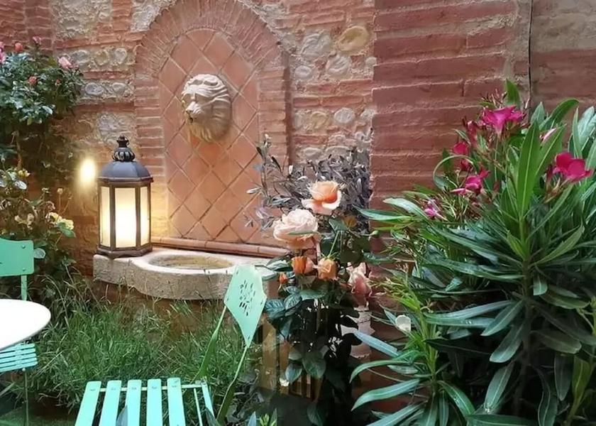 Occitanie Toulouse Garden