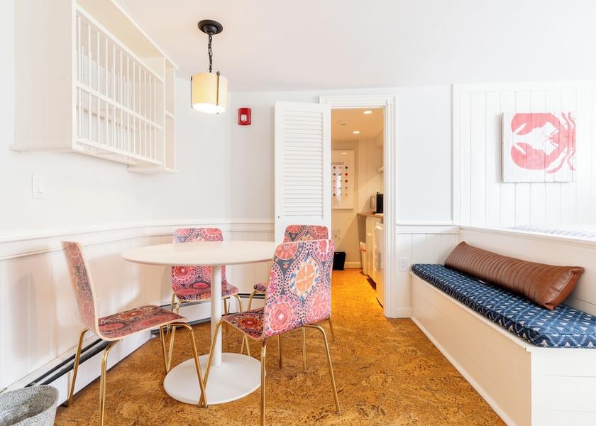 Massachusetts Nantucket Room