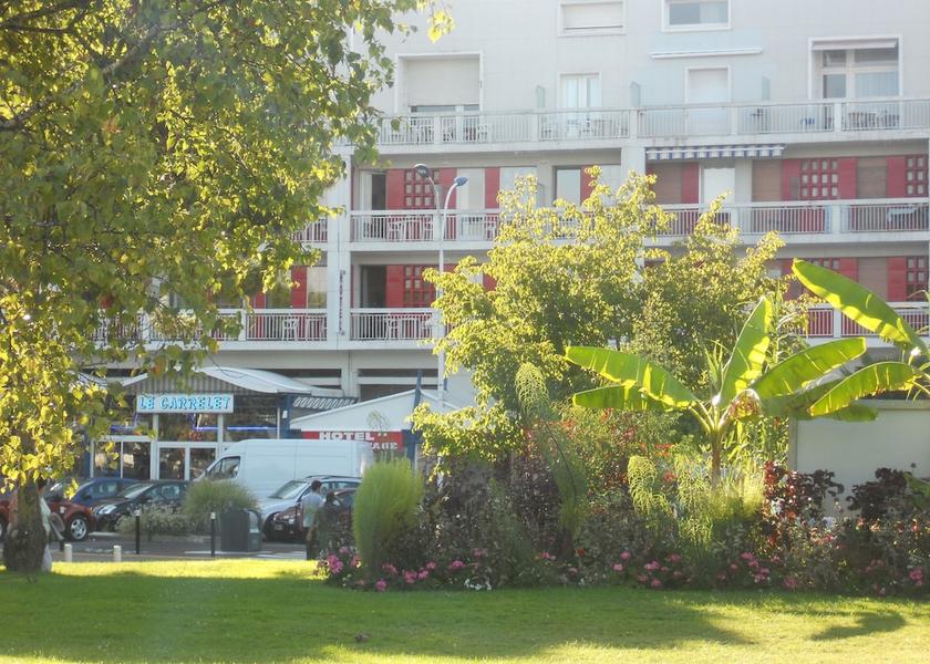 Nouvelle-Aquitaine Royan Front of property