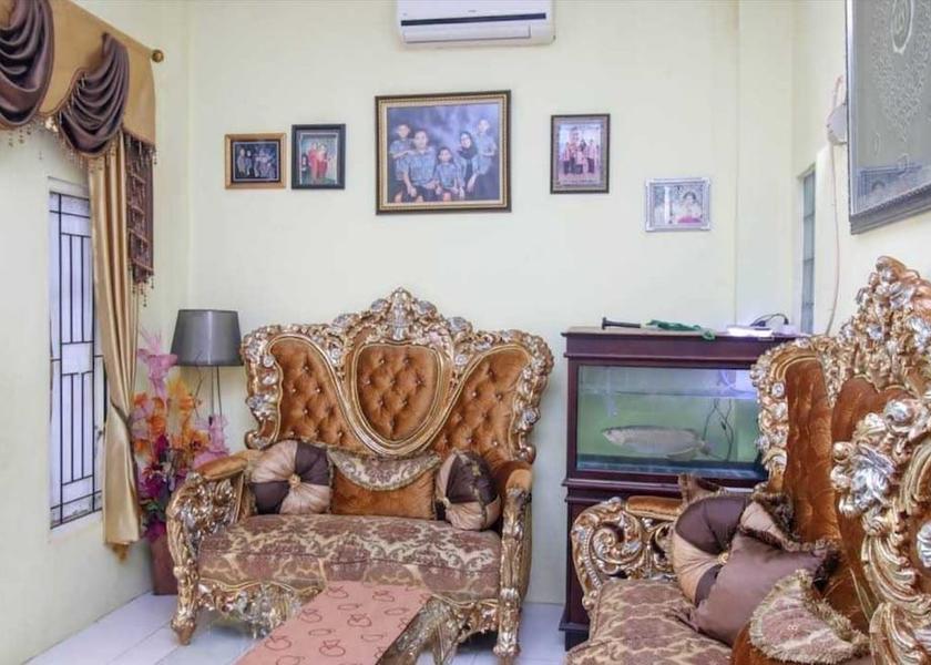  Ambon Lobby