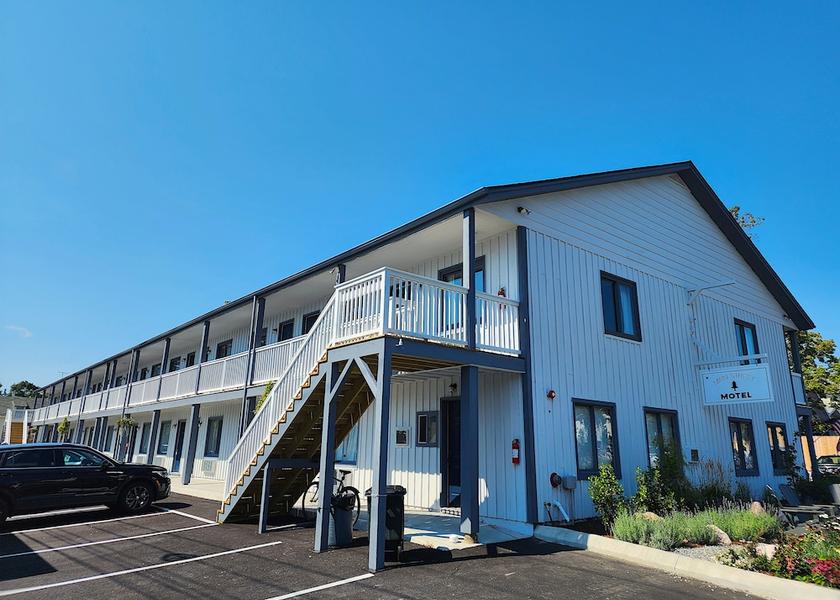 Maine Bar Harbor Facade
