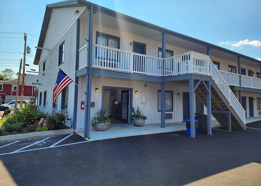 Maine Bar Harbor Facade
