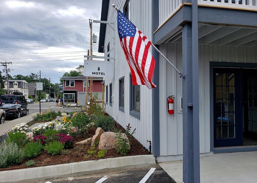 Maine Bar Harbor Facade
