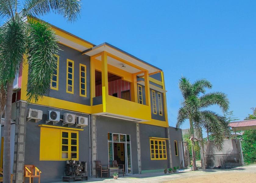  Palu Exterior Detail