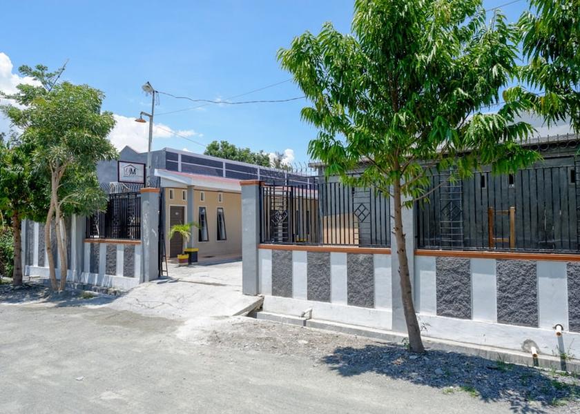  Palu Facade