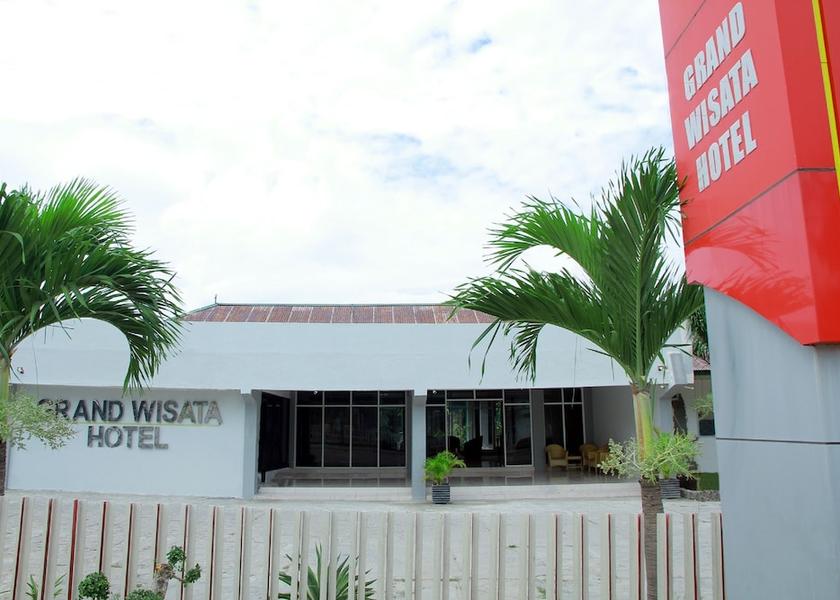  Palu Facade
