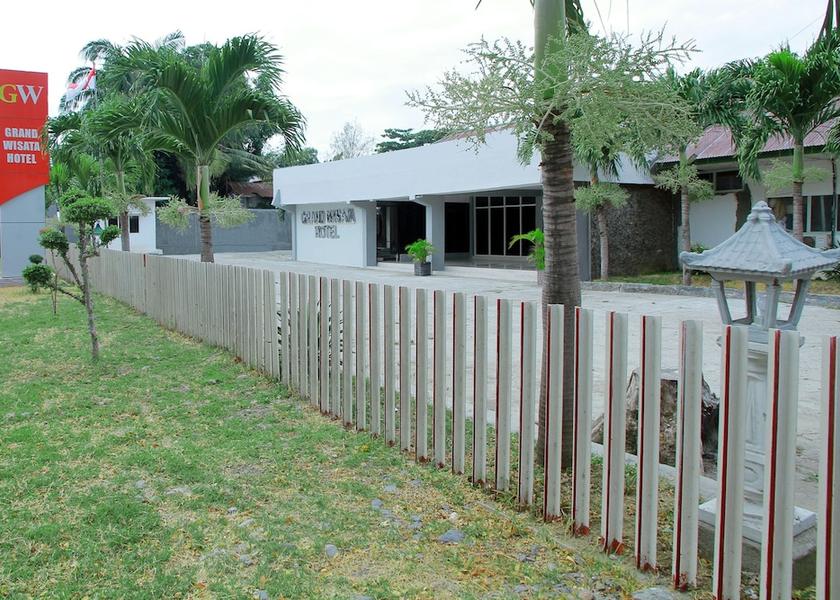  Palu Facade
