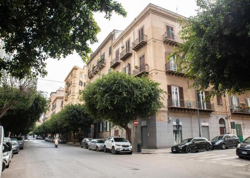 Sicily Palermo Exterior Detail