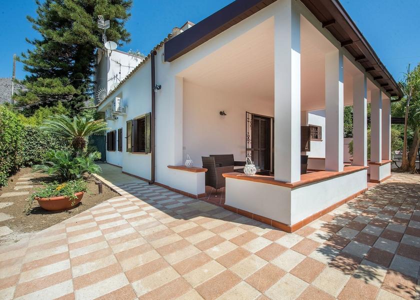 Sicily Palermo Exterior Detail