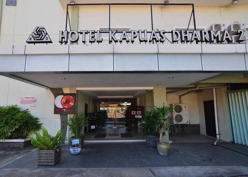  Pontianak Exterior Detail