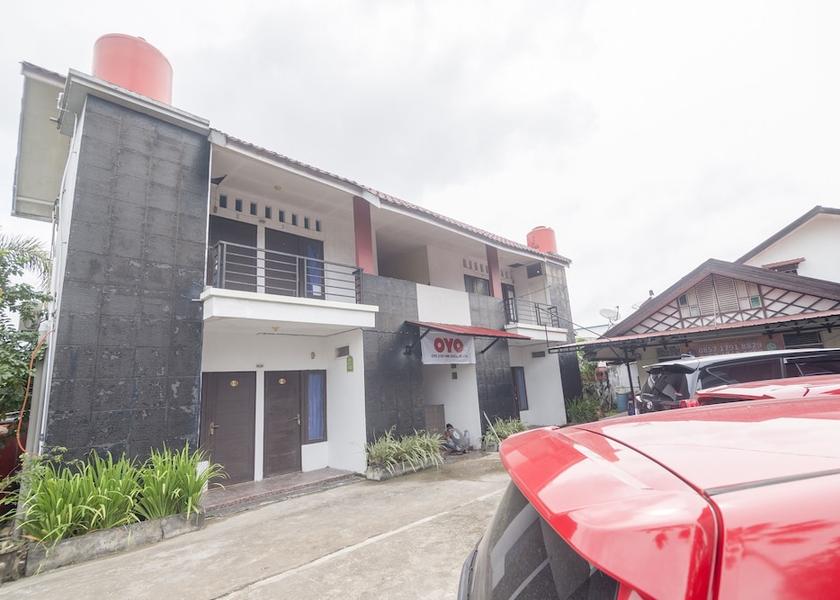  Pontianak Exterior Detail