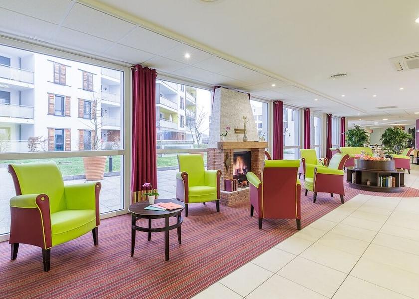 Grand Est Strasbourg Lobby