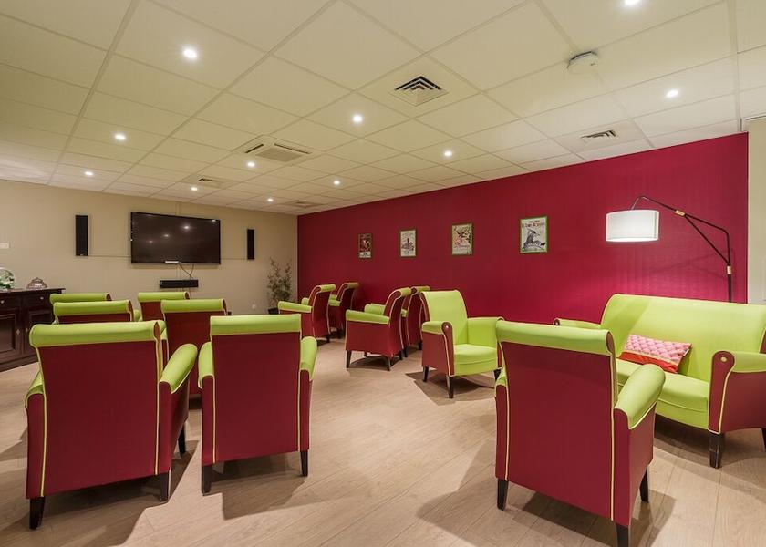 Grand Est Strasbourg Lobby