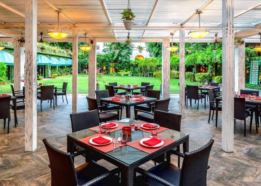 West Bengal Kolkata Food & Dining