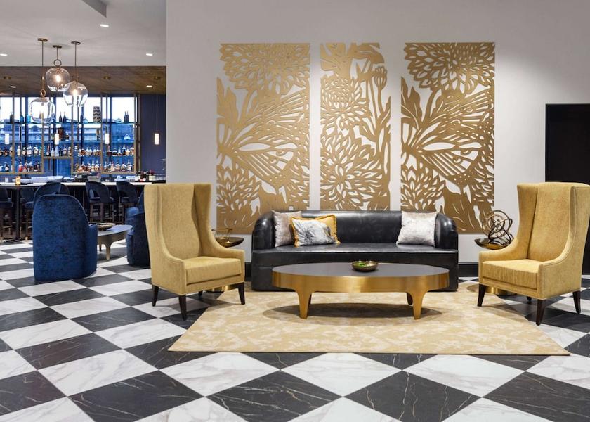 Wisconsin Green Bay Lobby