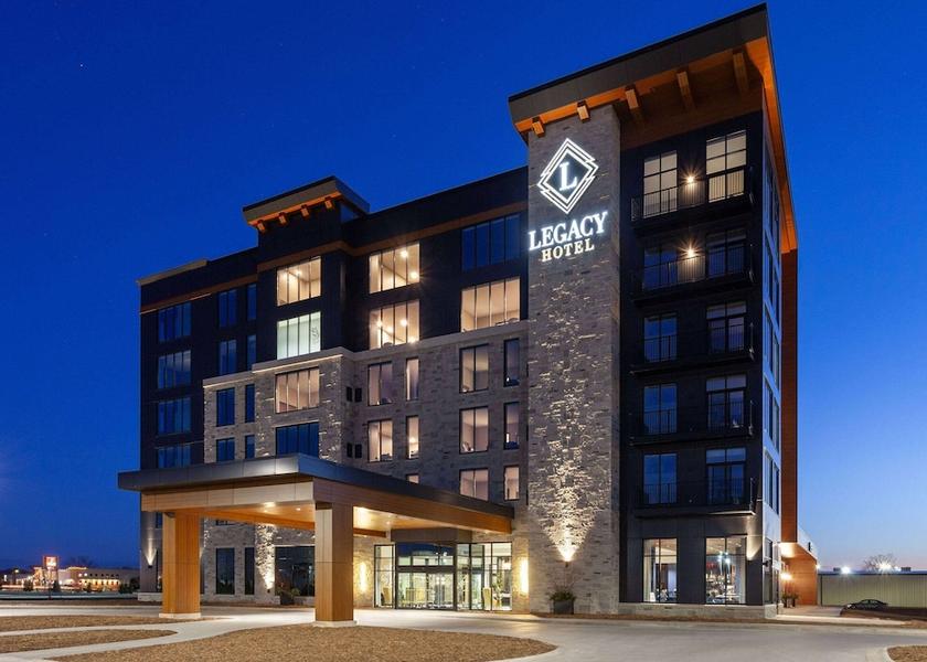 Wisconsin Green Bay Exterior Detail