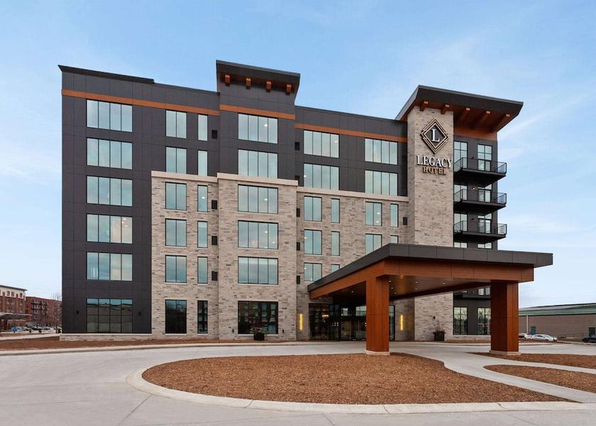 Wisconsin Green Bay Exterior Detail