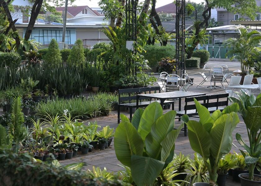 Phitsanulok Phitsanulok Exterior Detail