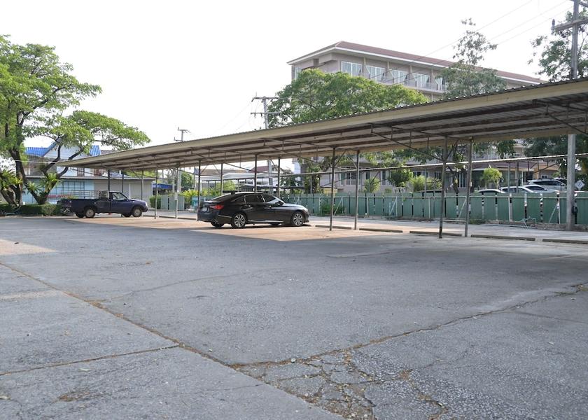 Phitsanulok Province Phitsanulok Parking