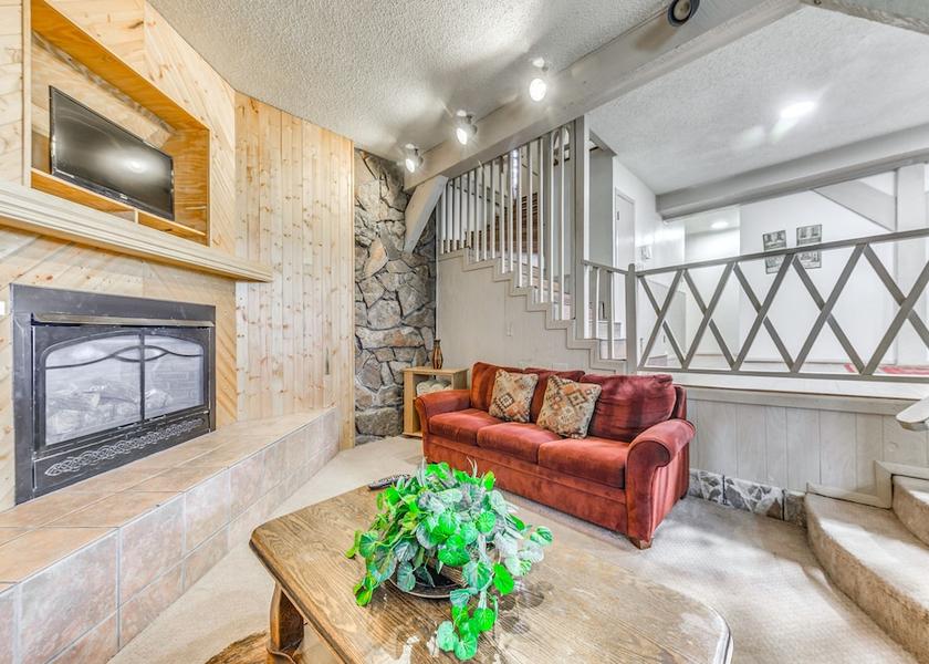 New Mexico Ruidoso Interior Entrance