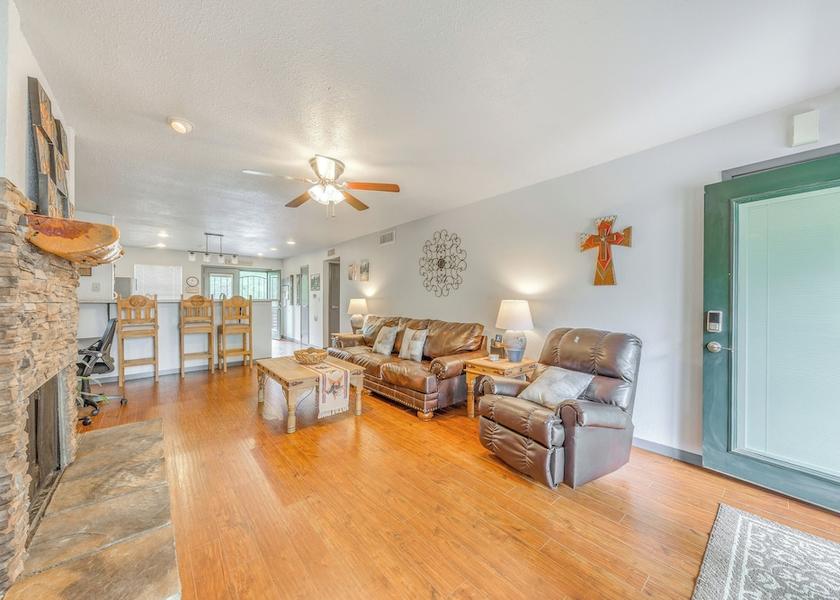 New Mexico Ruidoso Interior Entrance