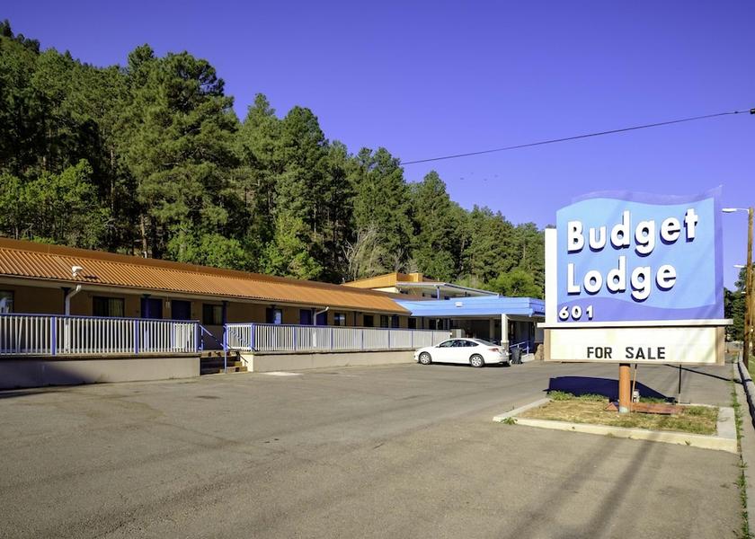 New Mexico Ruidoso Exterior Detail