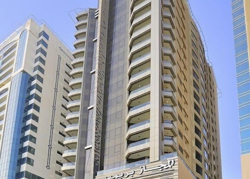 Sharjah (and vicinity) Sharjah Facade