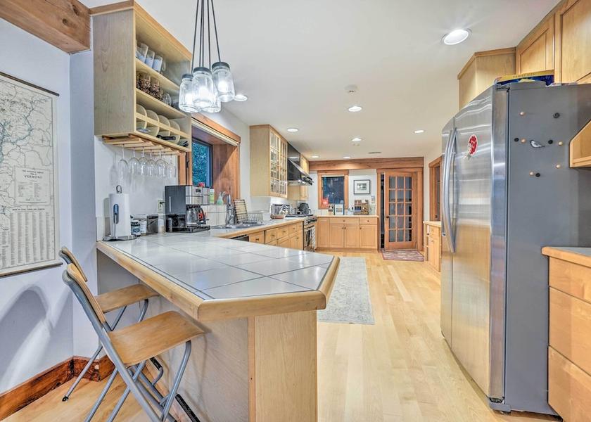 New Jersey Mount Holly Interior Entrance