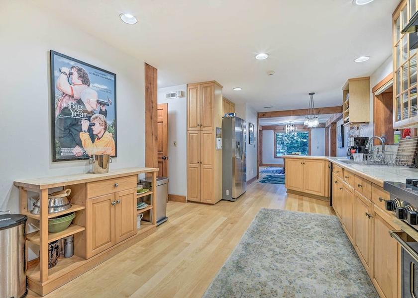 New Jersey Mount Holly Interior Entrance