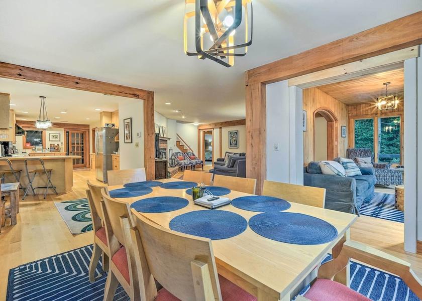 New Jersey Mount Holly Interior Entrance