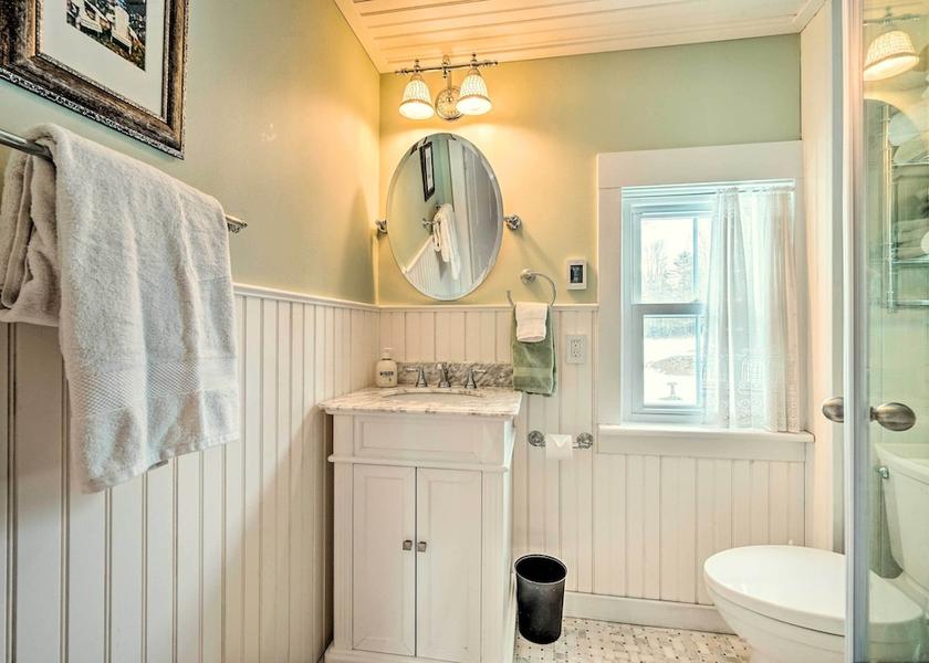 New Jersey Mount Holly Interior Entrance