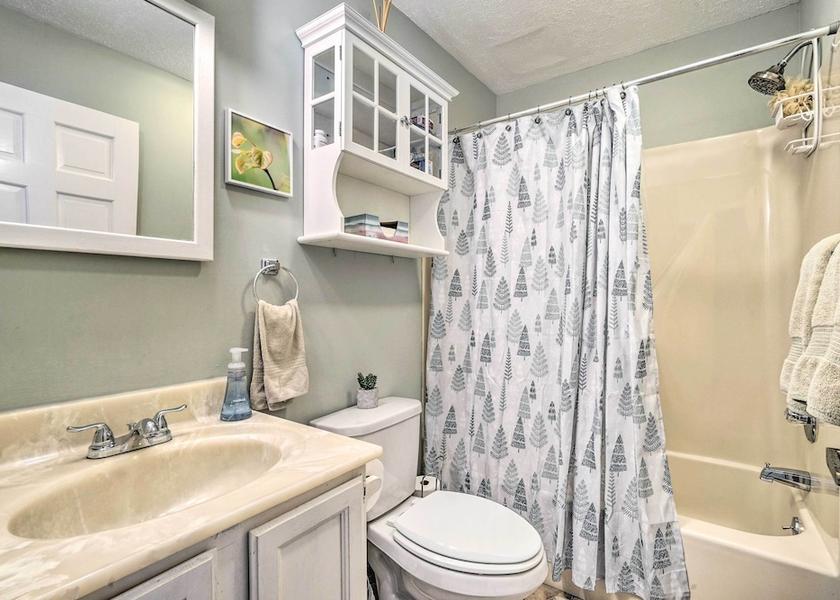 New Jersey Mount Holly Interior Entrance