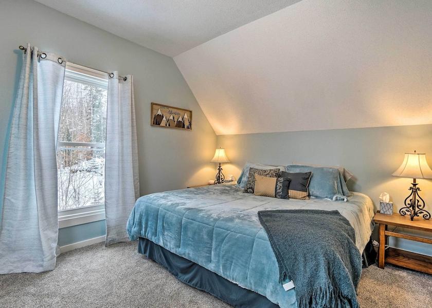 New Jersey Mount Holly Interior Entrance