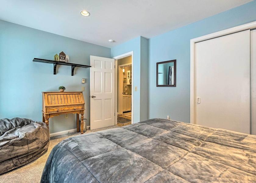 New Jersey Mount Holly Interior Entrance