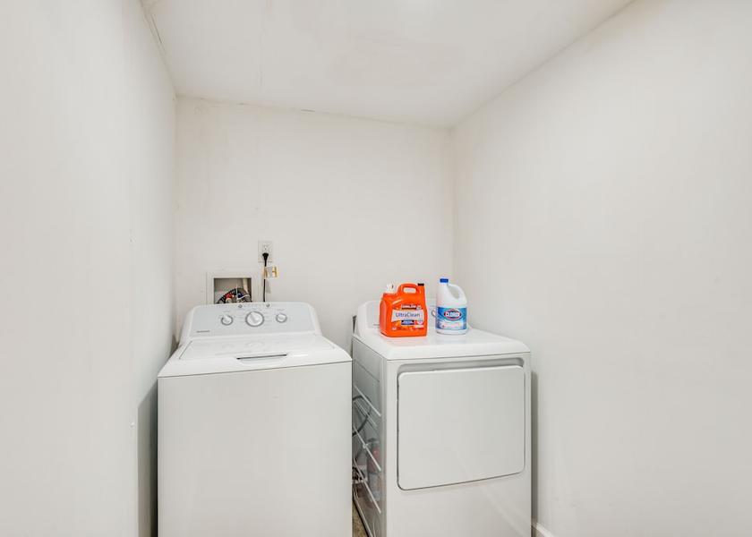 New Jersey Mount Holly Interior Entrance