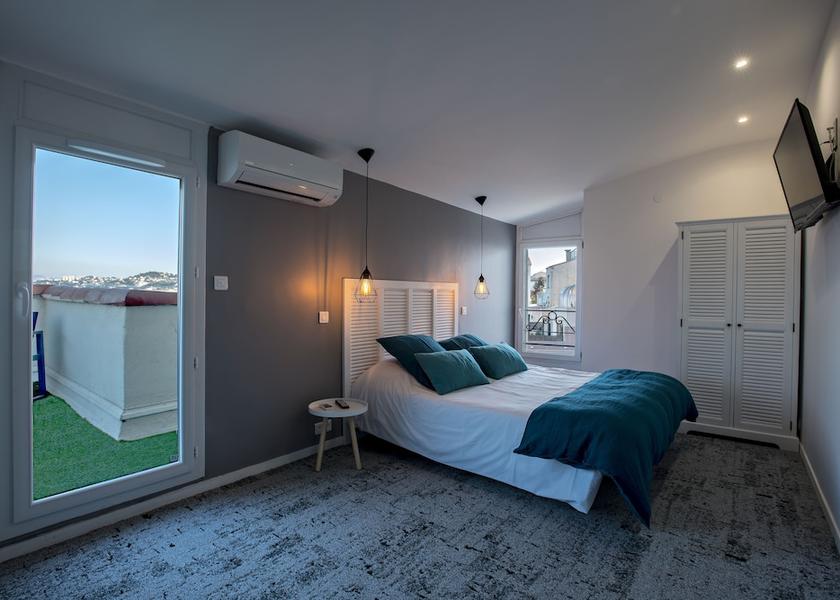 Provence - Alpes - Cote d'Azur Marseille Room