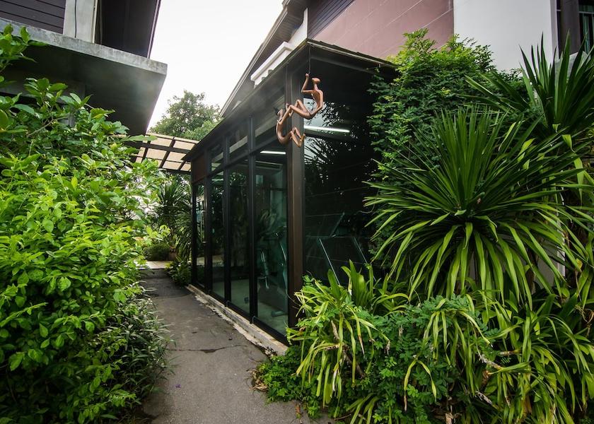 Phetchaburi Province Ban Laem Garden
