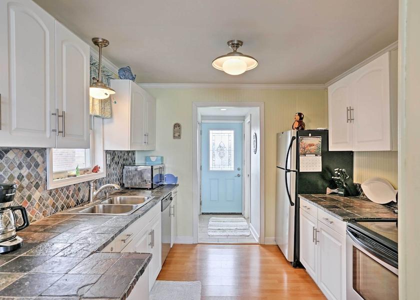 Washington Oak Harbor Interior Entrance