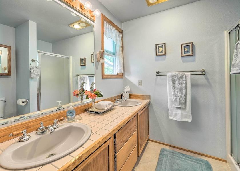 Washington Oak Harbor Interior Entrance