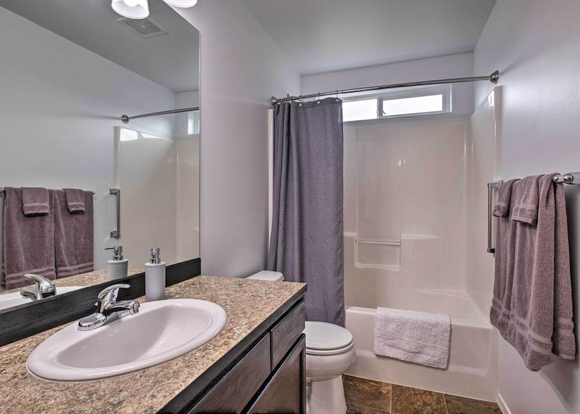 Washington Wenatchee Interior Entrance